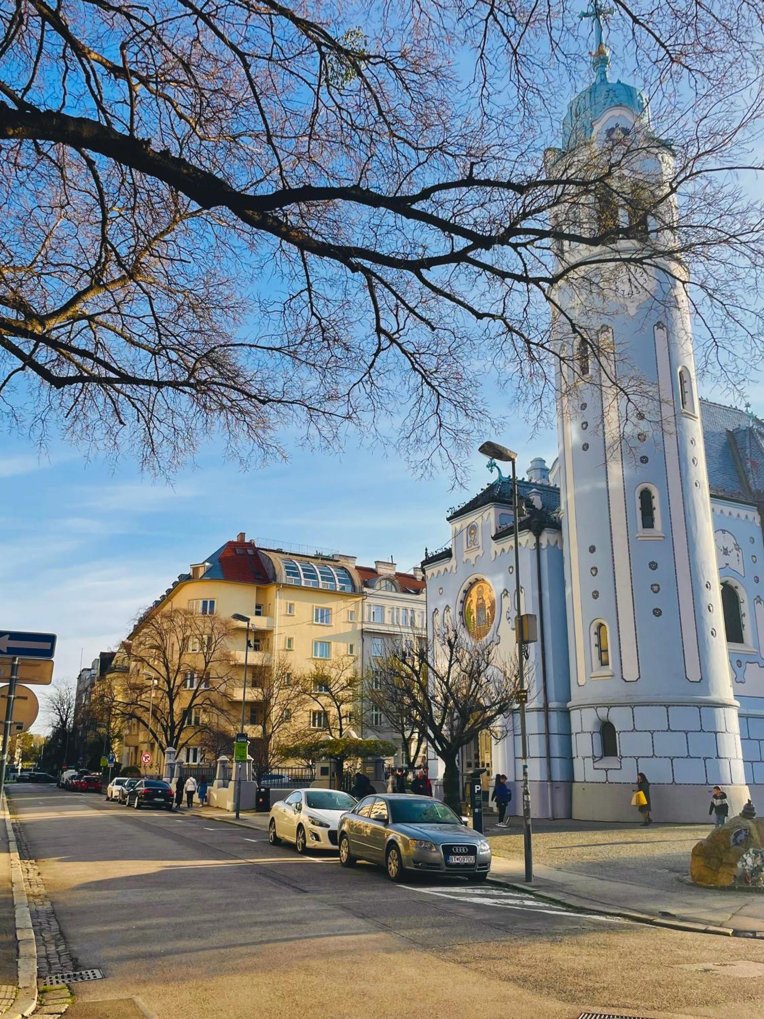 Blue Church Views - Central, Quiet, Bright - 4Th Floor Corner Apartment 125M2 Pressburg Exterior foto