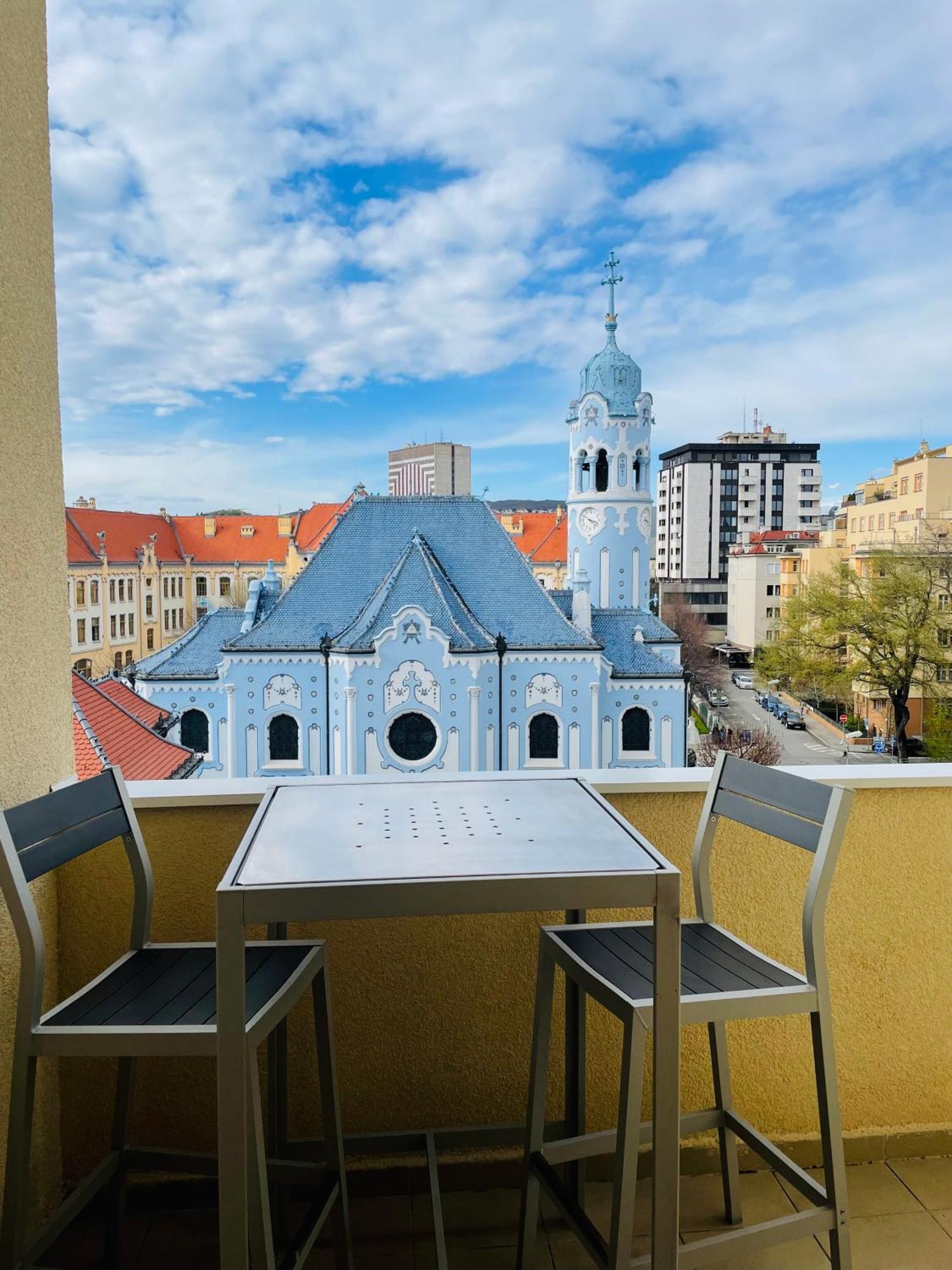 Blue Church Views - Central, Quiet, Bright - 4Th Floor Corner Apartment 125M2 Pressburg Exterior foto
