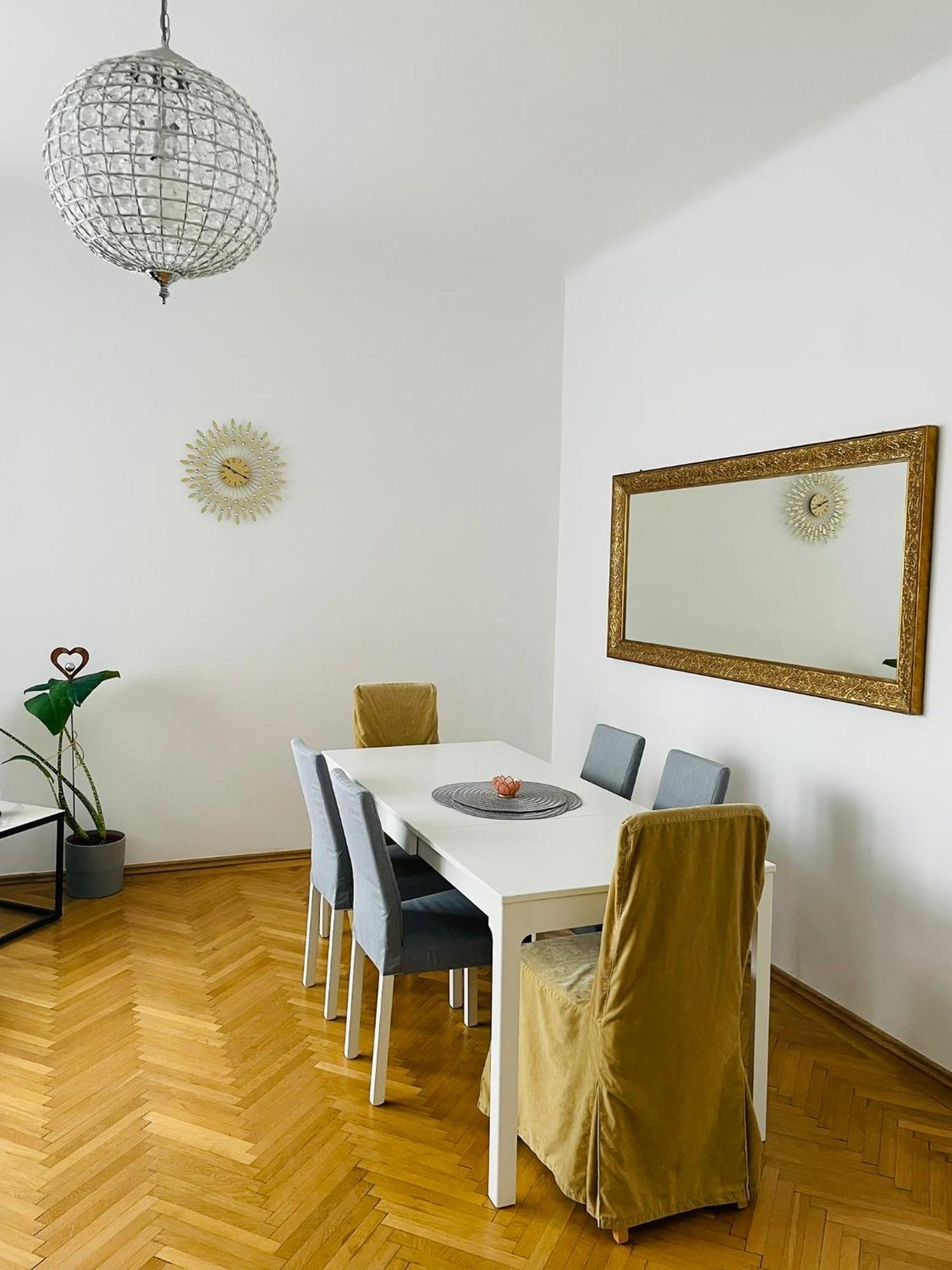 Blue Church Views - Central, Quiet, Bright - 4Th Floor Corner Apartment 125M2 Pressburg Exterior foto