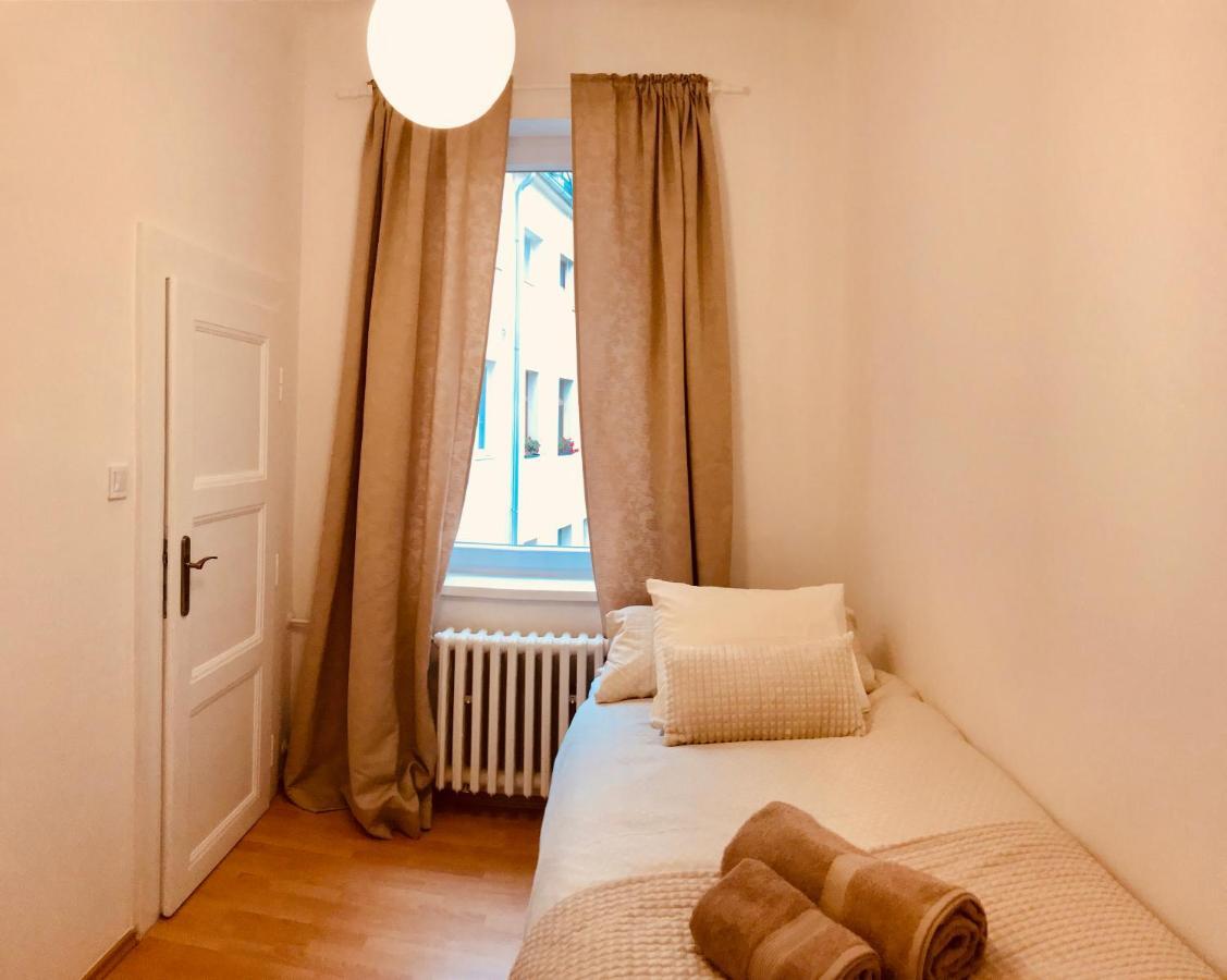 Blue Church Views - Central, Quiet, Bright - 4Th Floor Corner Apartment 125M2 Pressburg Exterior foto