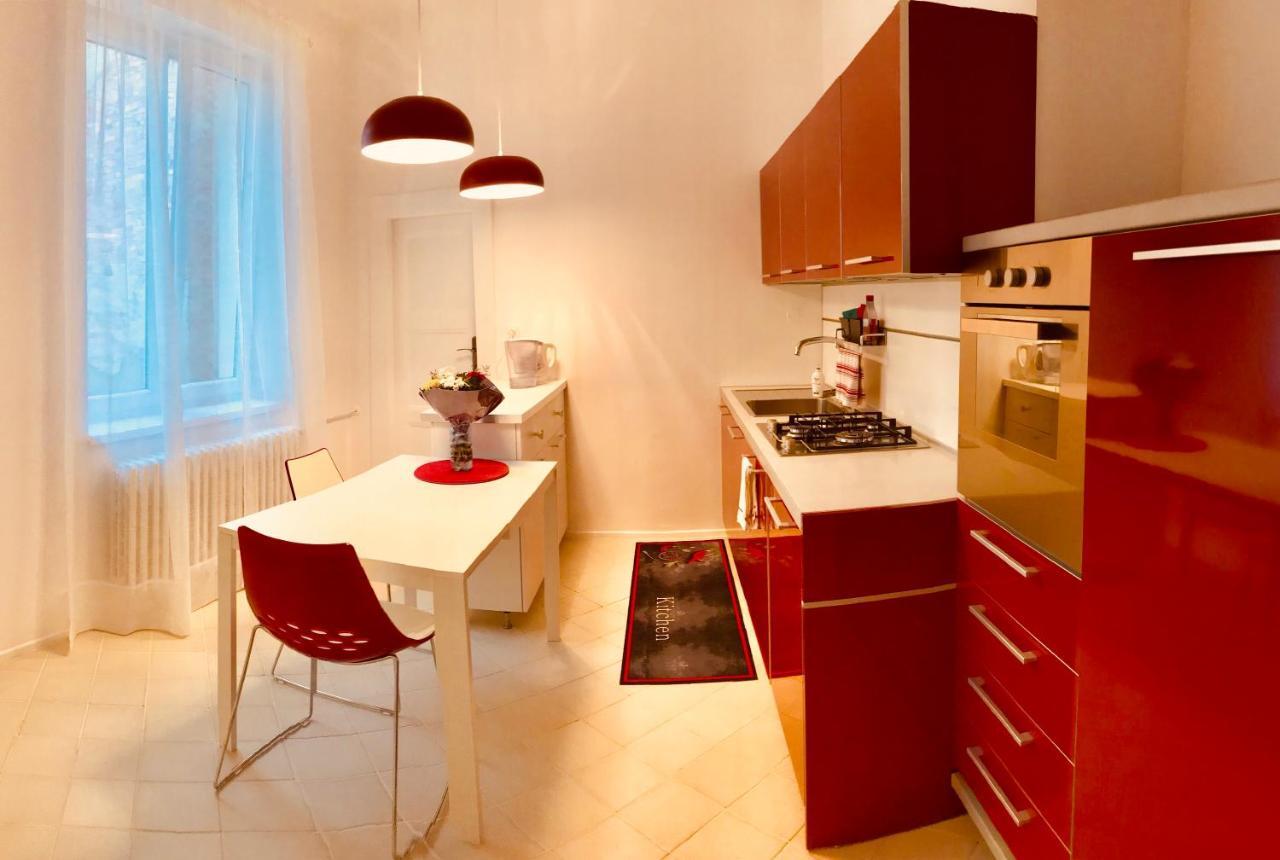 Blue Church Views - Central, Quiet, Bright - 4Th Floor Corner Apartment 125M2 Pressburg Exterior foto